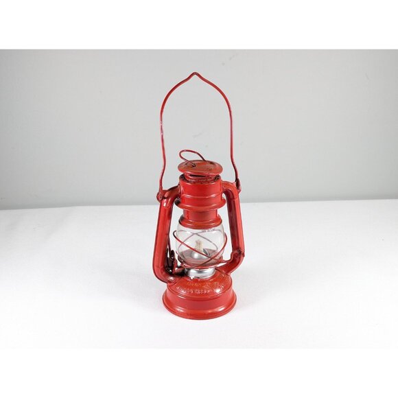 Vintage 7 1/4" Red Winged Wheel Lantern No. 350 Made In Japan, looks unused - Picture 2 of 10